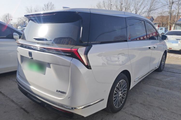 Used Buick GL8 New Energy 2024 Lu Zun Luxury Edition 7-Seater
