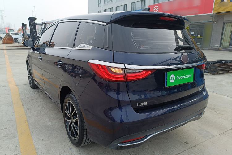 Used BYD Song MAX 2017 1.5T Automatic Smart Connect Luxury 7-Seater
