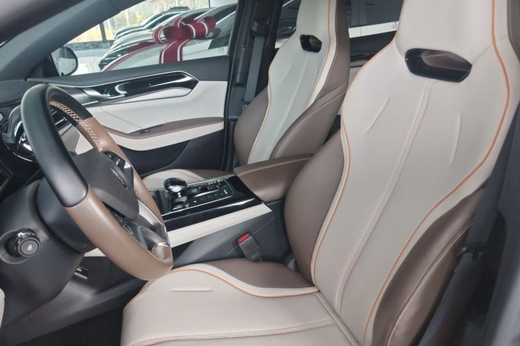 Used BYD Qin PLUS 2024 Honor Edition EV 420KM Leading Model