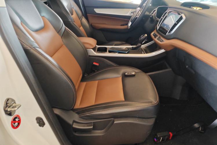 Used Geely Auto Vision X6 2018 1.4T CVT 4G Connected Luxury Version Right Front Seat