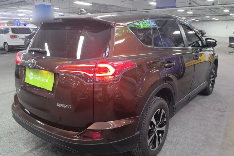 Used Toyota RAV4 2019 2.0L CVT Two-Wheel Drive Pioneer Edition China V Standard
