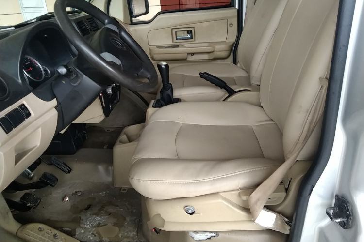 Used Dongfeng Xiaokang C37 2018 1.5L Premium II DK15 Left Front Seat