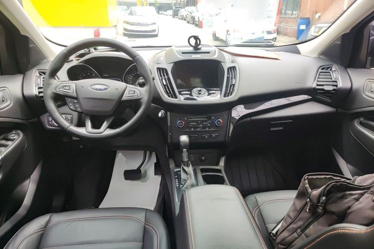 Used Ford Kuga 2017 EcoBoost 245 Four-Wheel-Drive Sport Model Center Console