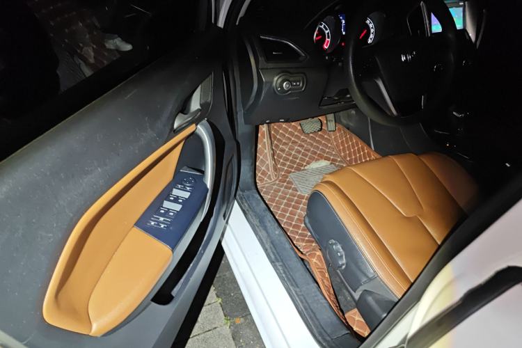 Used MG GT 2016 1.5L Automatic Value-Added Luxury Edition
