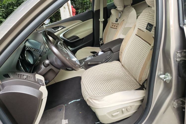 Used Buick Regal 2010 2.0L Expo Edition Left Front Seat