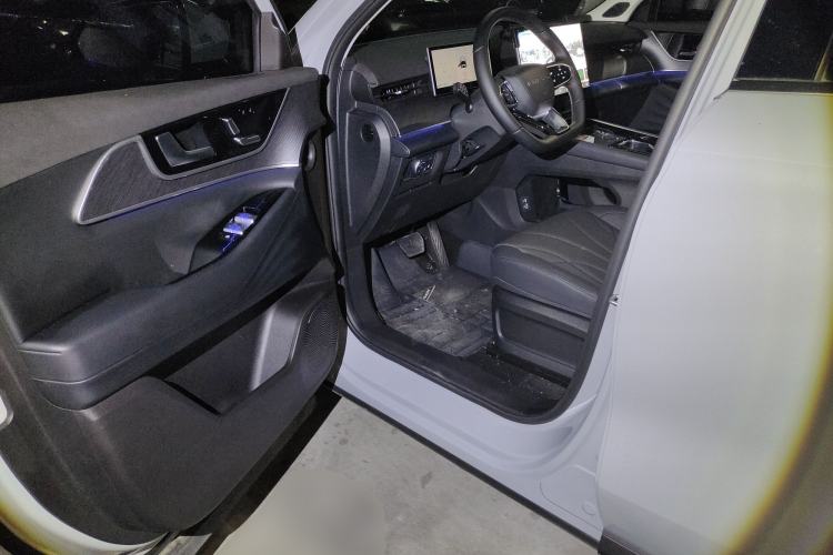 Used Chery Fengyun T9 2025 120 Long-Range Luxury Version 7 Seats Lithium Iron Phosphate