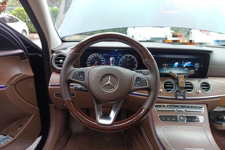 Used Mercedes-Benz E-Class 2016 E 300 L Stylish Model Steering Wheel