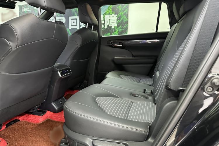 Used Toyota Crown Kluger 2022 2.0T Four-Wheel Drive Prestige Edition Interior 5