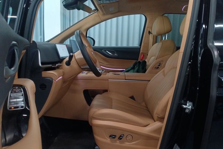 Used VOYAH Dream 2025 PHEV Four-Wheel-Drive Flagship Kunpeng Edition