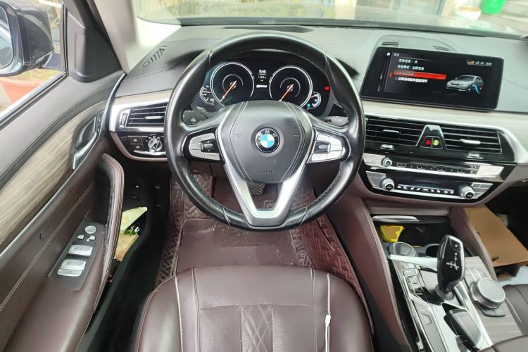 Used BMW 5 Series New Energy 2019 530Le Luxury Package
