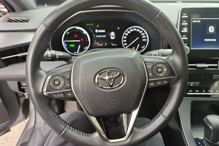 Used Toyota Avalon 2019 Dual-Engine 2.5L XLE Prestige Version China VI Standard