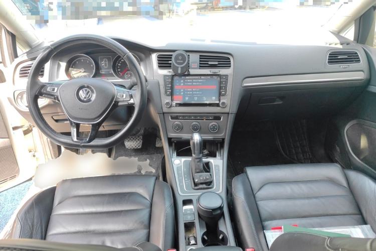 Used Volkswagen Golf 2015 1.4TSI Automatic Luxury Model