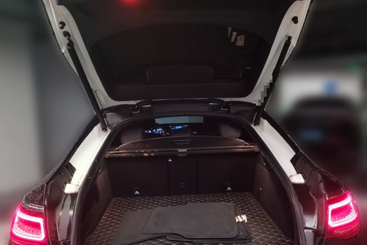 Used Mercedes-Benz GLC Coupe 2023 GLC 300 4MATIC Coupe SUV
