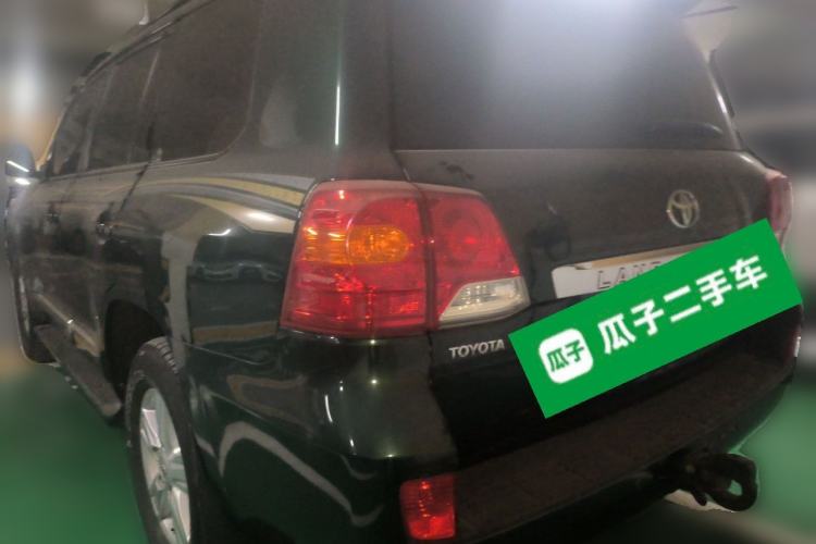 Used Toyota Land Cruiser 2012 4.6L Automatic VX-R
