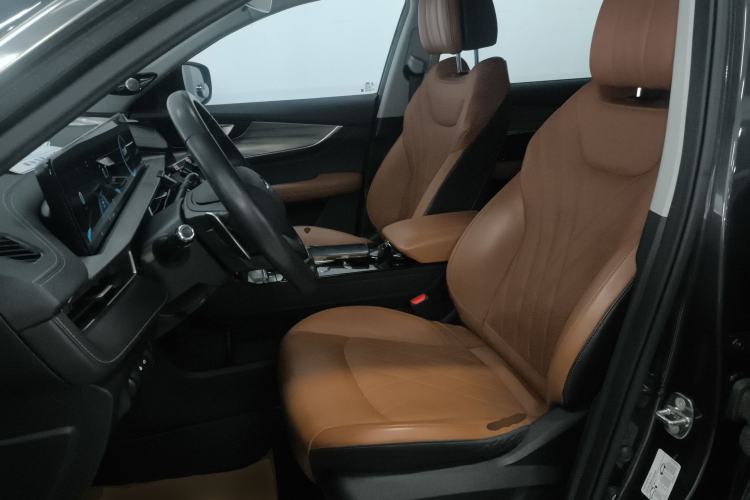 Used Chery Tiggo 8 PLUS 2021 290TGDI DCT Luxury Edition