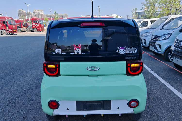 Used Chery New Energy QQ Ice Cream 2022 170km Sundae Phosphate Lithium-Ion