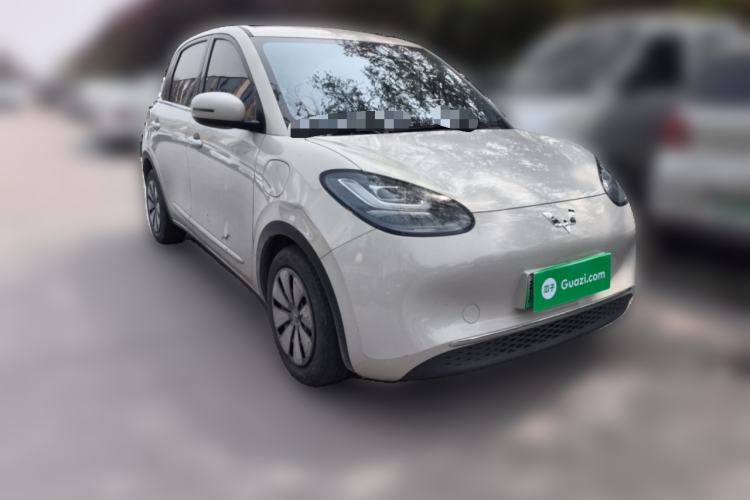 Used Wuling Bingo 2023 203km Comfort Edition Front Right 45 Deg