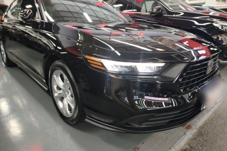 Used Honda Accord 2024 260TURBO Luxury Edition Front Right 45 Deg