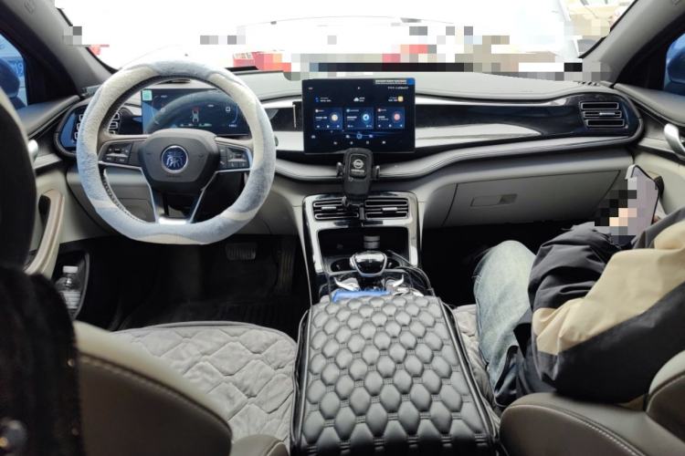 Used BYD Qin PLUS 2024 HONOR Edition DM-i 55KM Leading Model
