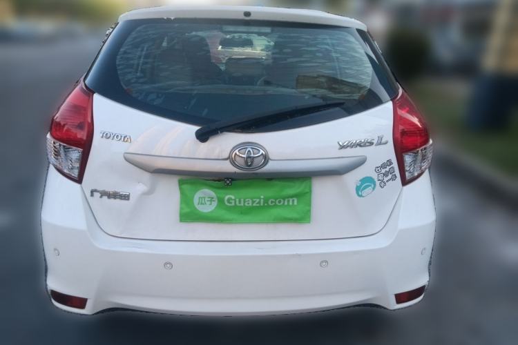 Used Toyota YARiS L Zhi Xuan 2015 1.5E Automatic Charm Edition