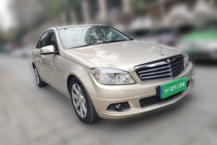 Used Mercedes-Benz C-Class 2010 C 180K Classic model
