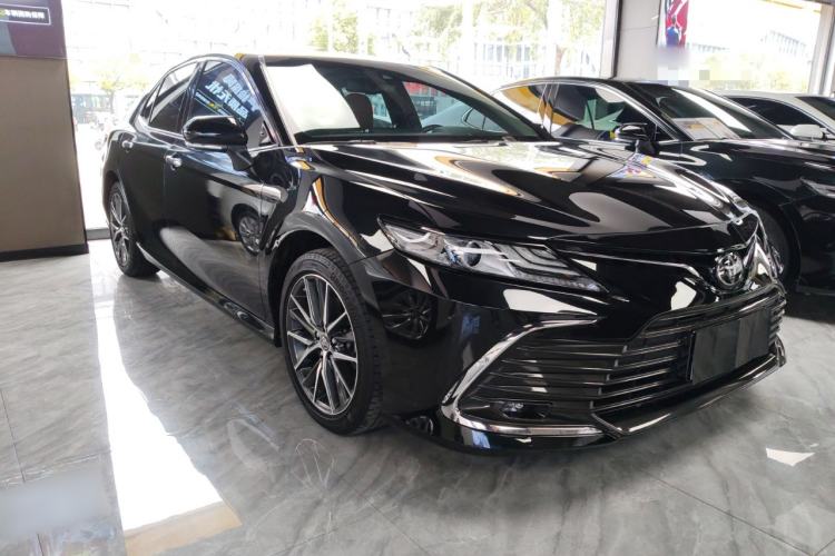 Used Toyota Camry 2021 2.5G Luxury Edition
