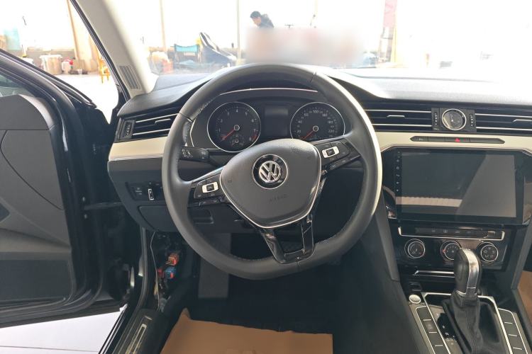 Used Volkswagen Magotan 2018 330TSI DSG Advanced Model