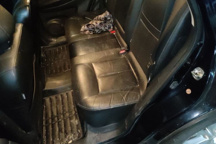 Used Nissan X-Trail 2014 2.0L CVT Comfort Edition 2WD Left Rear Seat