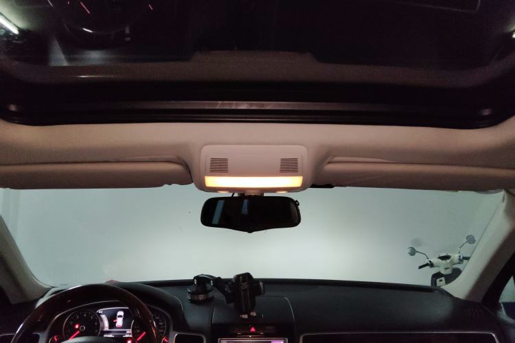 Used Volkswagen Touareg 2011 3.0 TSI Comfort Version