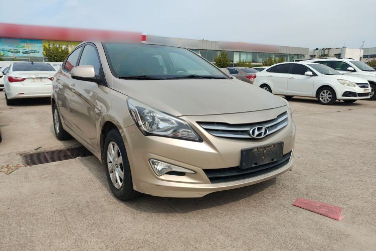 Used Hyundai Verna (older generation) 2014 1.4L Manual Smart GLS Trim
