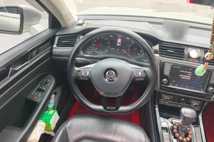 Used Volkswagen Phideon 2016 380TSI Two-Wheel-Drive Luxury Edition