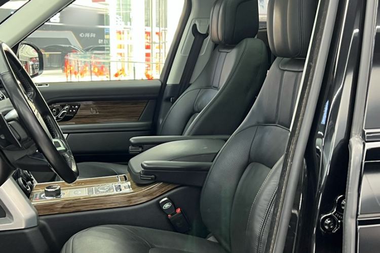 Used Land Rover Range 2018 3.0 SC V6 Vogue Extended-Length Model
