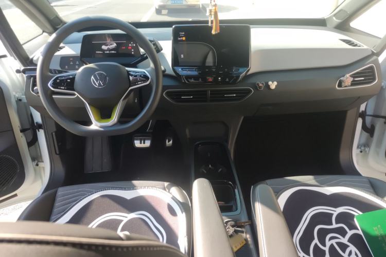 Used Volkswagen ID.3 2023 Pure Smart Edition Center Console