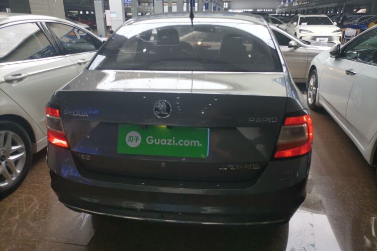 Used Skoda Rapid 2018 1.6L Automatic Comfort Edition
