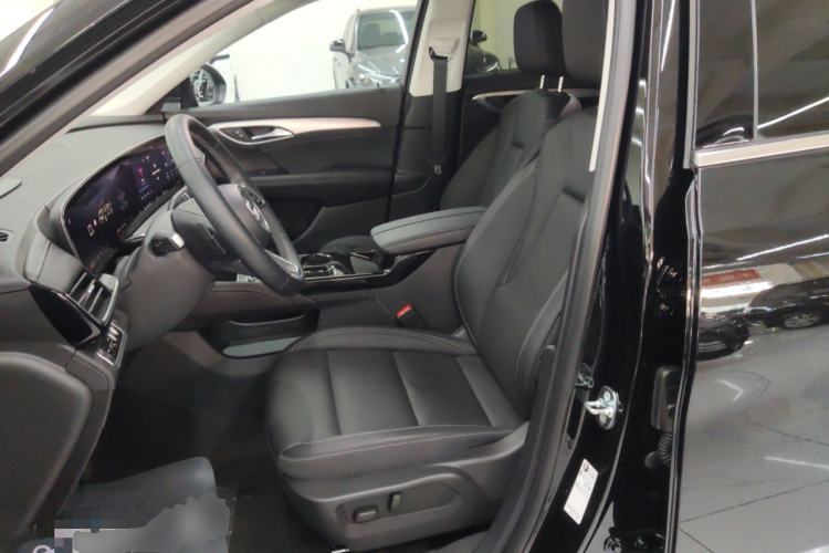 Used Buick Envision 2025 25T Entry-Grade Platinum Edition