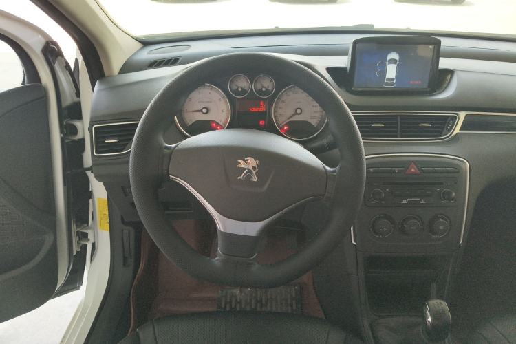 Used Peugeot 308 2014 Enjoy Edition Classic 1.6L Manual YouShang Model
