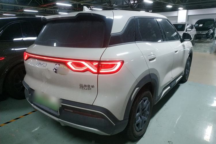 Used BYD Yuan UP 2025 Model 301KM Leading Version
