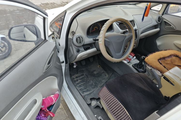 Used Chevrolet Sail 2013 Sedan 1.2L Manual Warm Edition Driver Seat