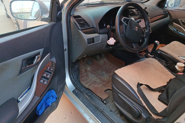 Used Zotye Z300 2014 1.5L Value Edition Manual Elite Model