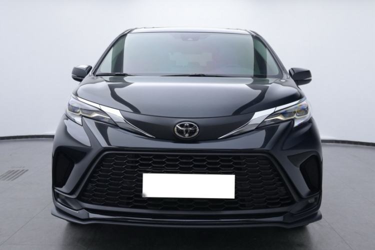 Used Toyota Granvia 2024 2.5L Hybrid Comfort Edition