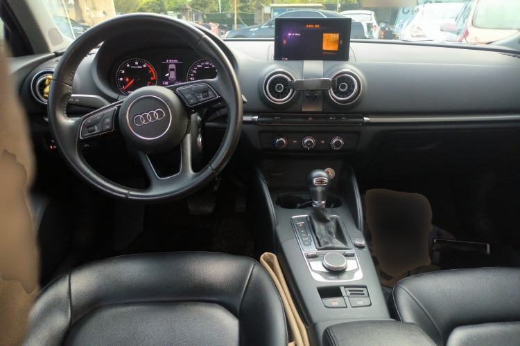 Used Audi A3 2018 30th Anniversary Edition Sportback 35 TFSI Ambition Model
