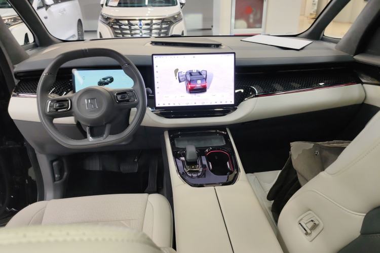 Used Zeekr 009 2024 Six-Seat Executive Version 4WD 108 kWh Center Console