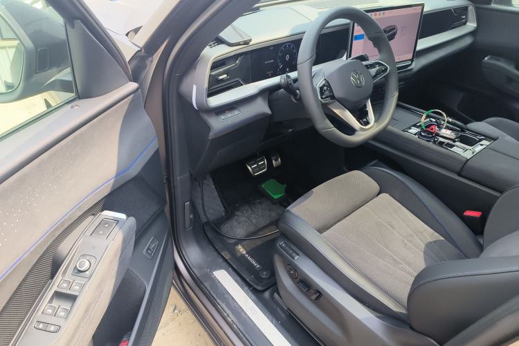 Used Volkswagen Teramont 2025 Tiguan Pro 450TSI Four-Wheel Drive Summit Edition