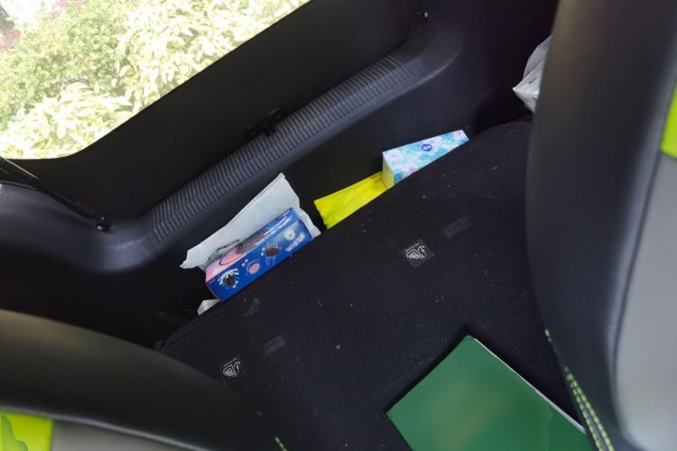 Used Roewe Clever 2021 302 km New Four-Seater Super-Efficient Version