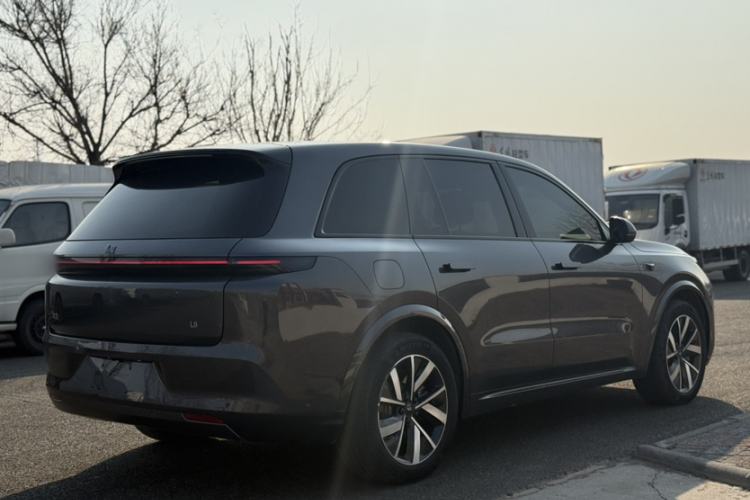 Used Li Auto L8 2023 Pro Model
