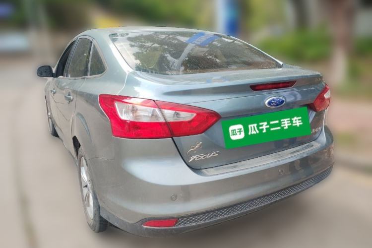 Used Ford Focus 2012 Sedan 1.6L Automatic Fashion Edition