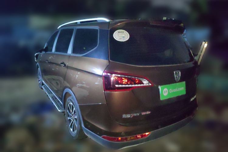 Used Baojun 730 2019 1.5T Manual Fashion Model 7-seater National V