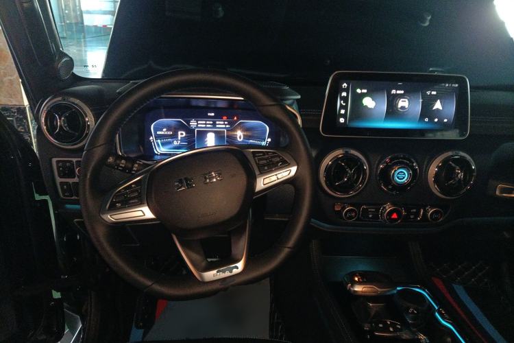 Used BAIC Off-Road BJ40 2024 2.0T Urban Hunter Honor Edition
