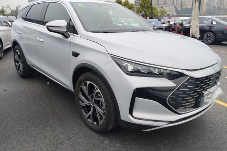 Used BYD Tang New Energy 2025 Intelligent Driving Version DM-i 115KM Flagship Edition Front Right 45 Deg