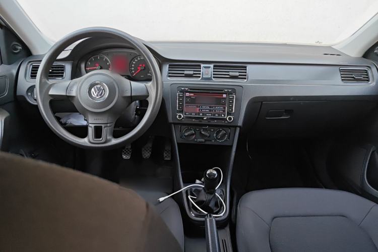 Used Volkswagen Santana 2015 1.4L Manual Fashion Edition